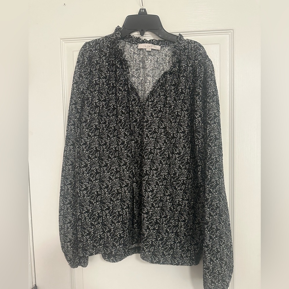 Women’s LOFT Blouse size Medium